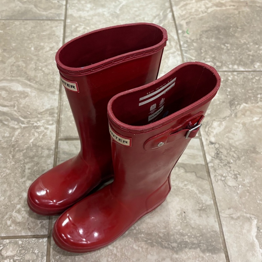 Hunter Original Kids Gloss Red Rain Boots JFT6000RGL Size 2B/3G